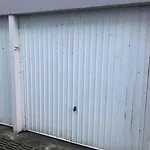 Joli Sur Le Port